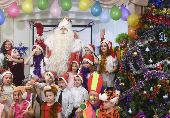Russia New Year Preparations