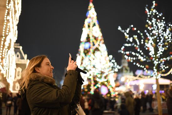 Russia New Year Preparations
