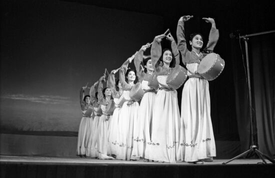 North Korean song and dance ensemble tours Soviet Union