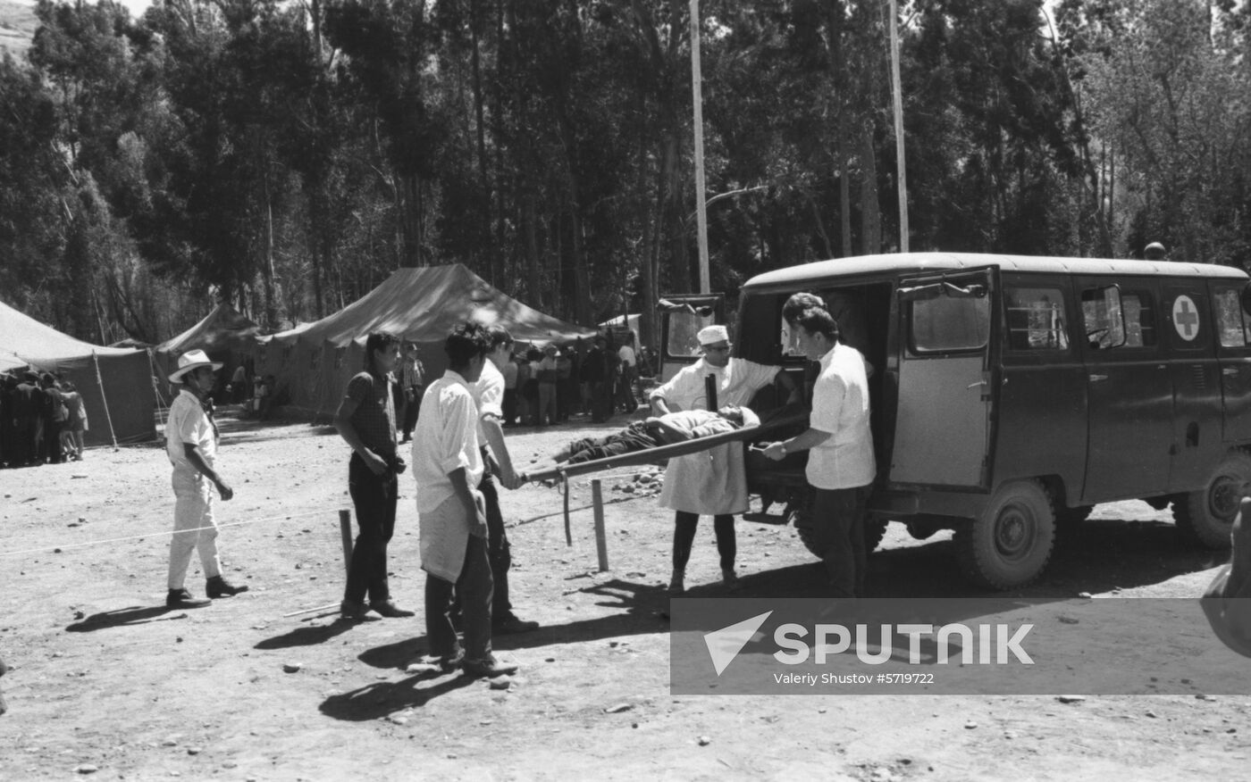 Soviet Union helps Peru after May 31 1970 earthquake