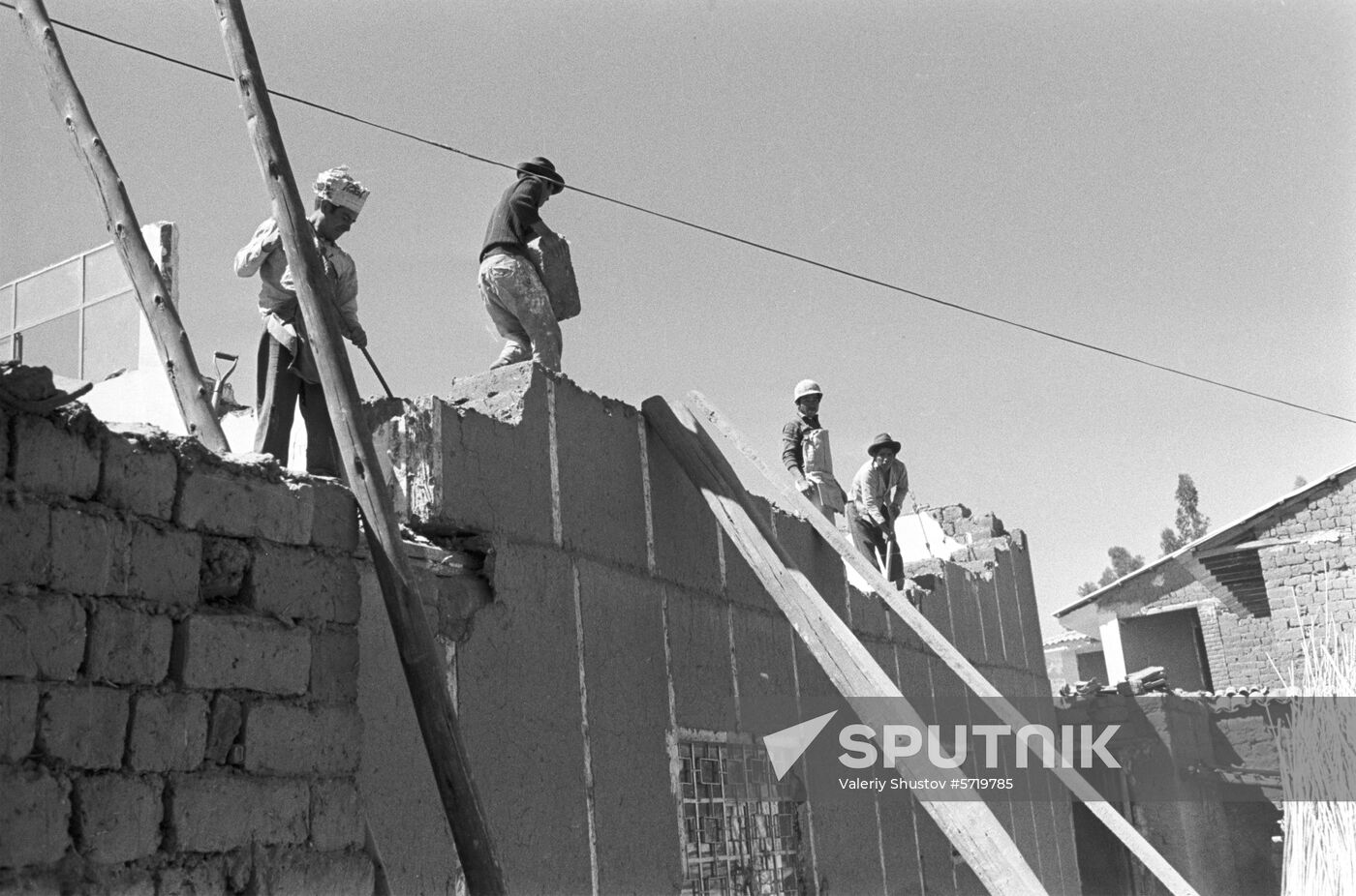 Soviet Union helps Peru after May 31 1970 earthquake