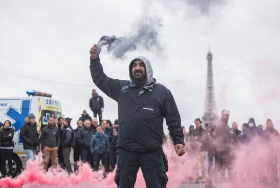France Ambulance Workers Strike