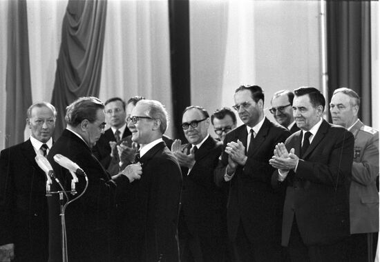 Soviet delegation visits German Democratic Republic