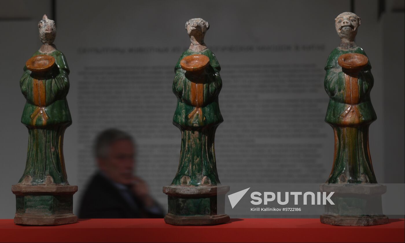 Russia Chinese Sculptures Exhibition