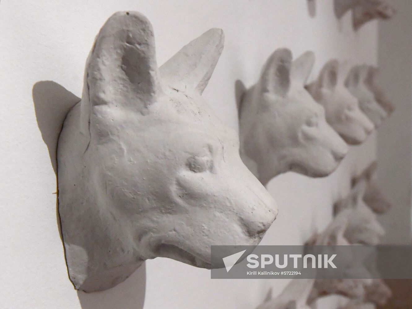 Russia Chinese Sculptures Exhibition