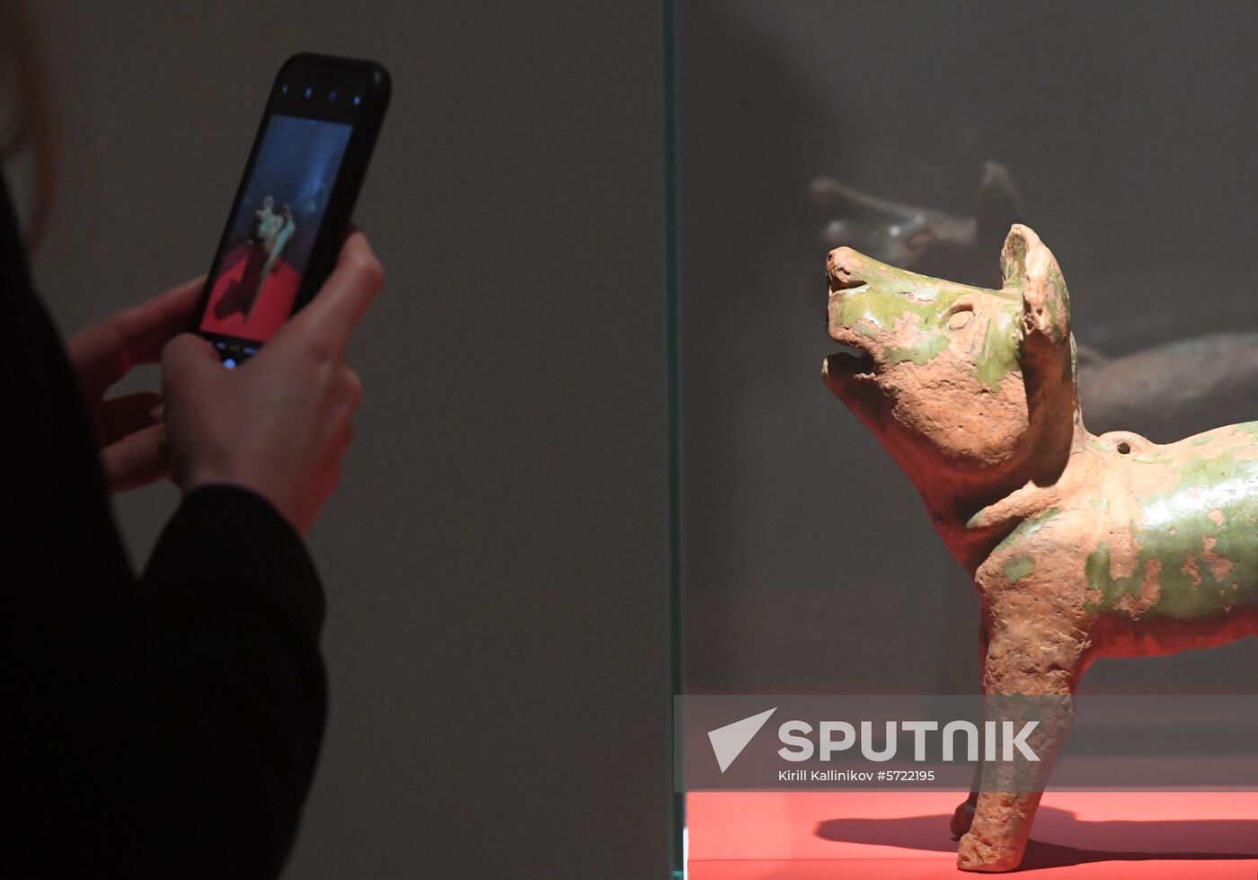 Russia Chinese Sculptures Exhibition