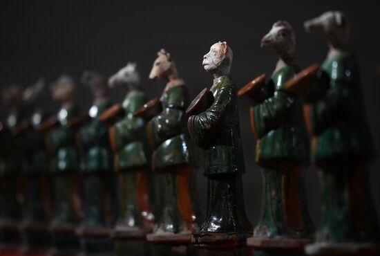 Russia Chinese Sculptures Exhibition