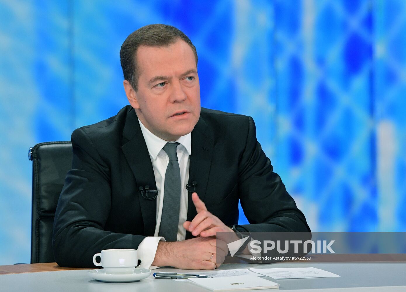 Prime Minister Dmitry Medvedev gives interview to five Russian television channels on the year's results