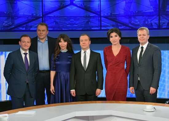 Prime Minister Dmitry Medvedev gives interview to five Russian television channels on the year's results