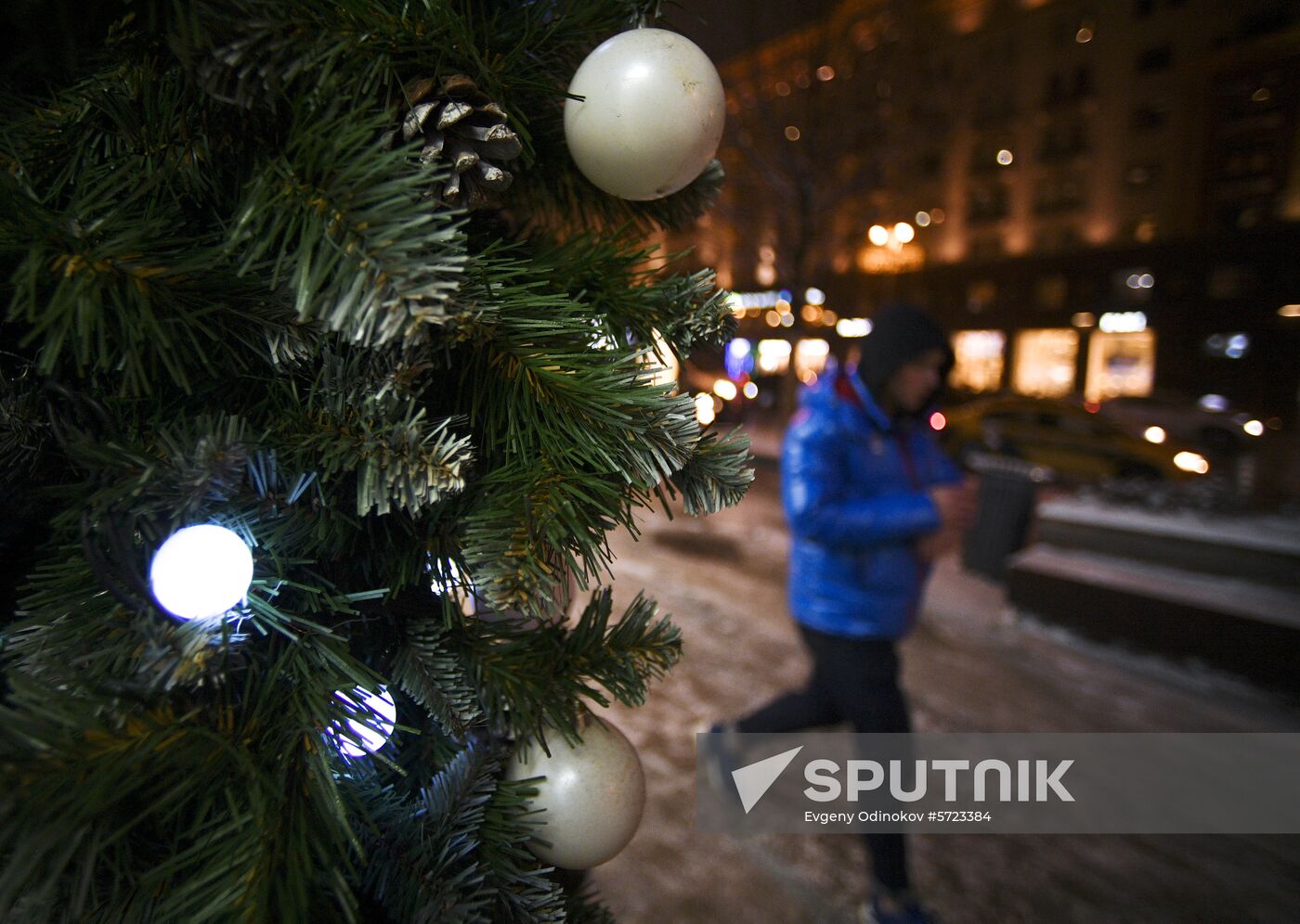 Russia New Year Preparations