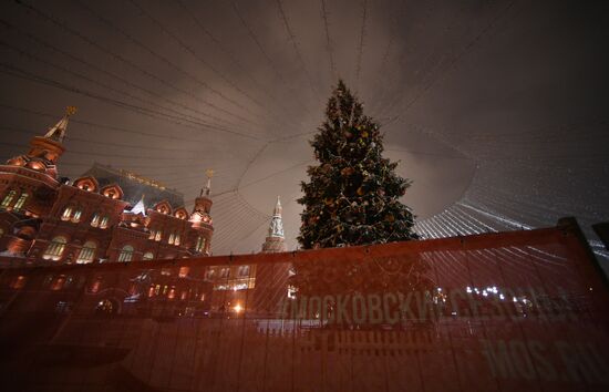 Russia New Year Preparations