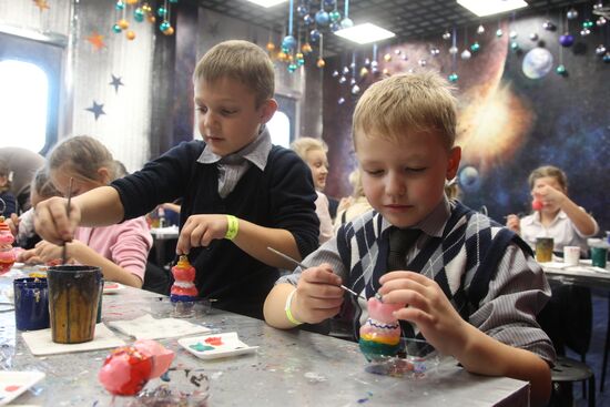 Russia Christmas Toys