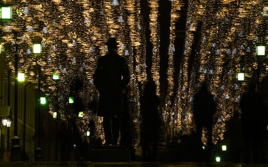Russia New Year Preparations