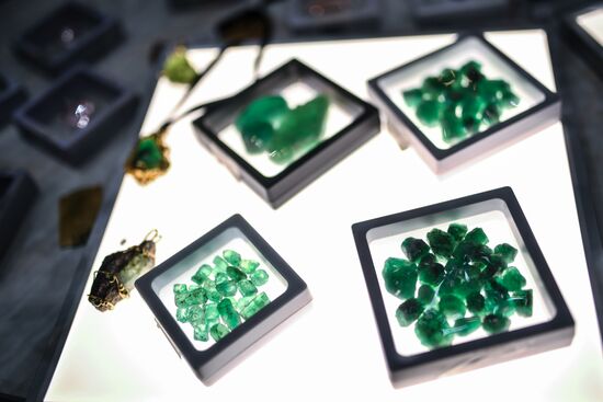 Russia Jewelry