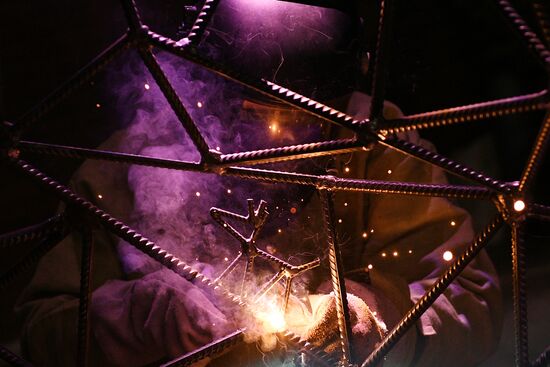 Russia New Year Preparations