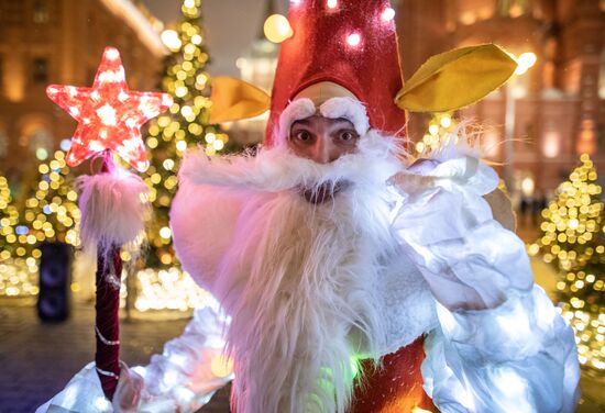 Russia New Year Preparations