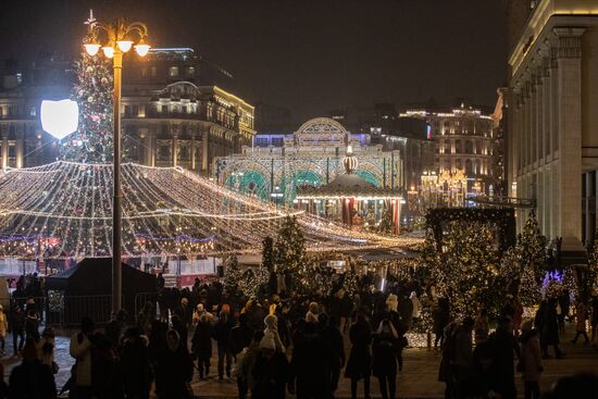 Russia New Year Preparations