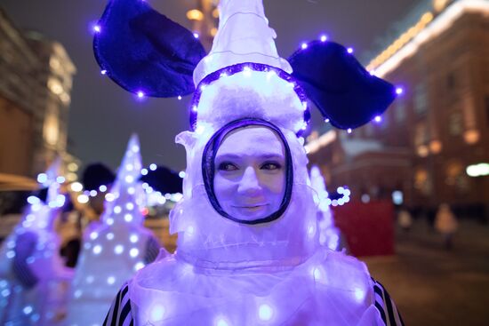 Russia New Year Preparations