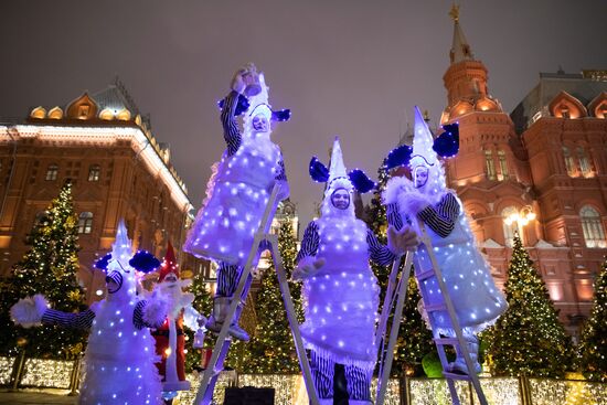 Russia New Year Preparations