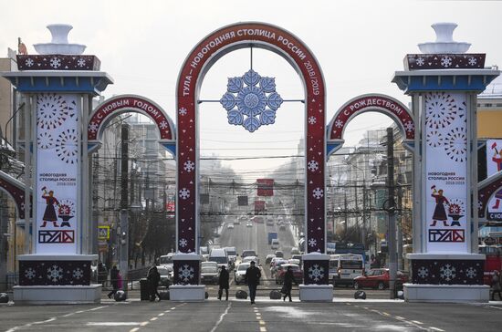 Russia New Year Preparations