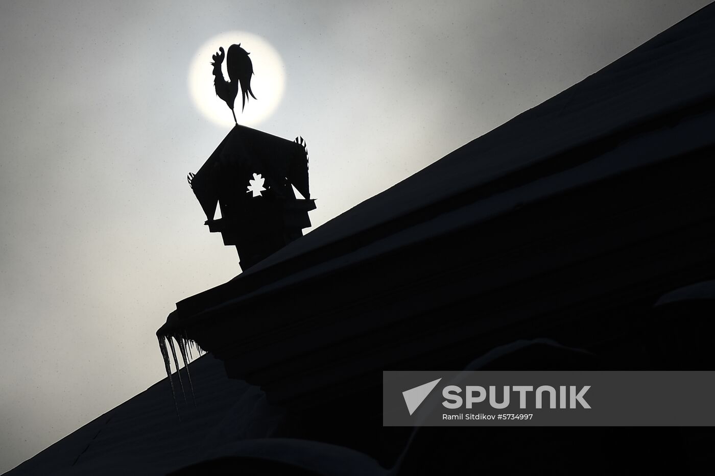 Russia New Year Preparations