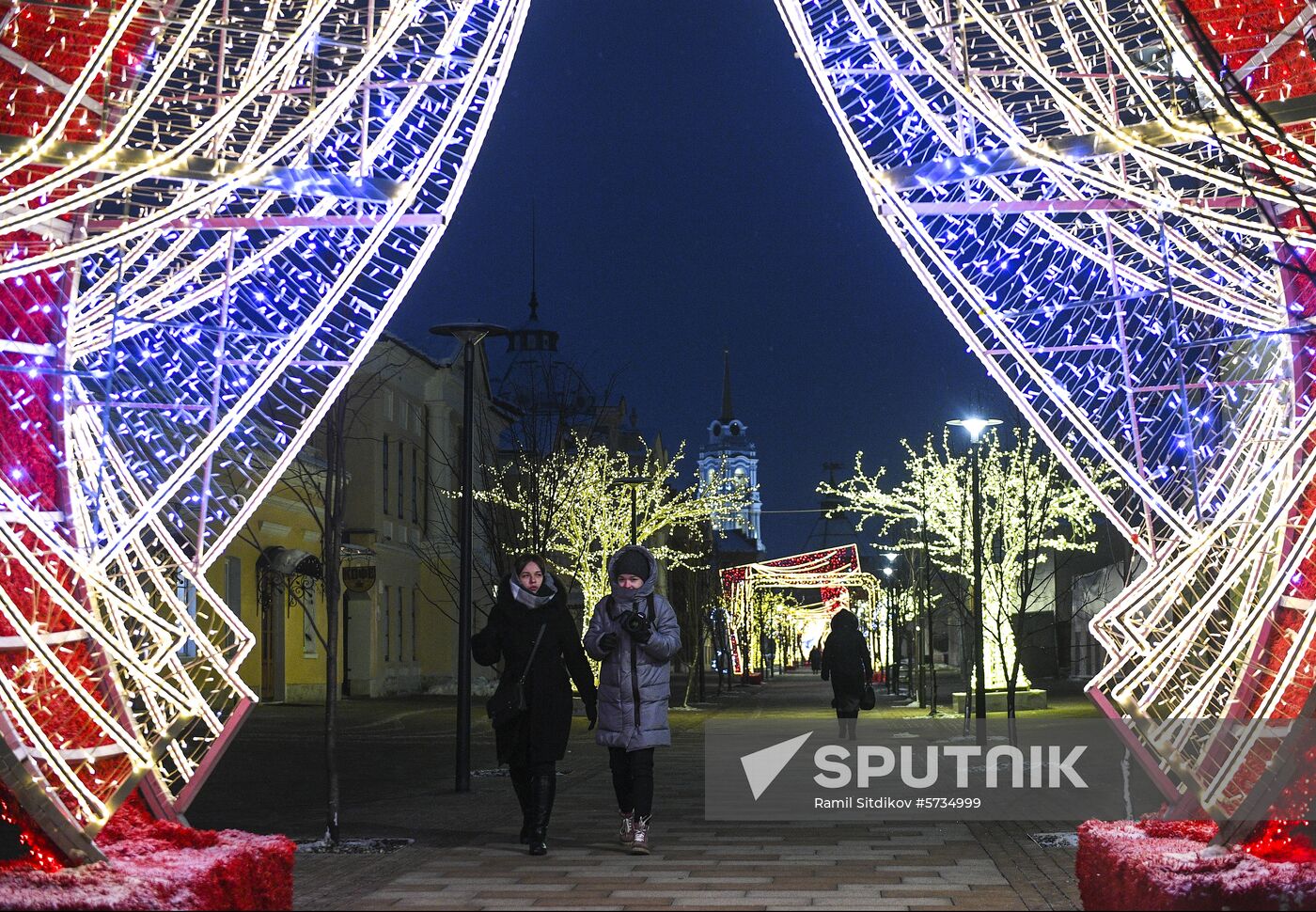 Russia New Year Preparations