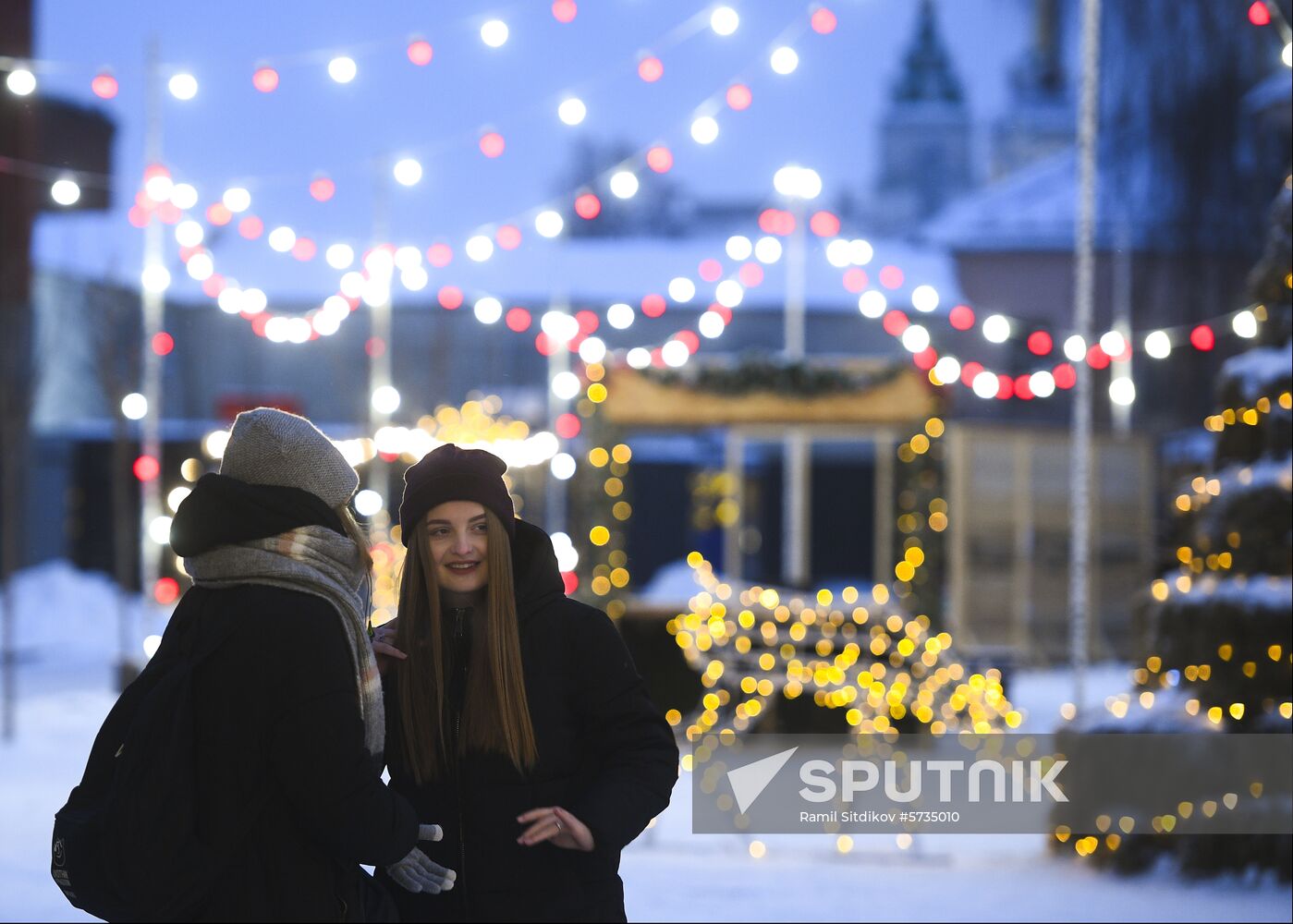 Russia New Year Preparations