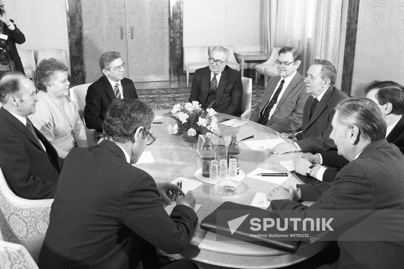 Visit by Foreign Minister of the German Democratic Republic Oskar Fischer to the USSR