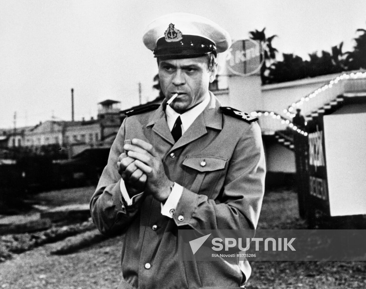 Still from film Salt Dog
