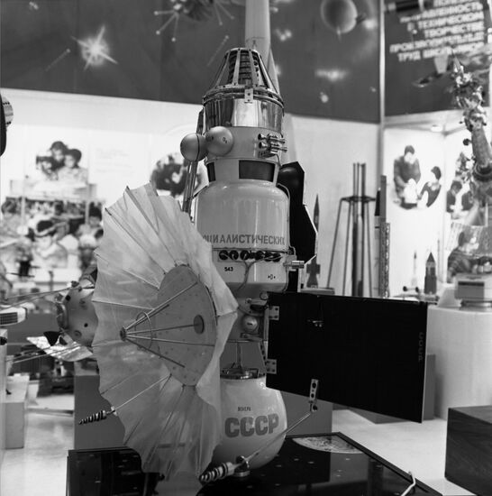 Copy of model of Venera-8 interplanetary automatic probe