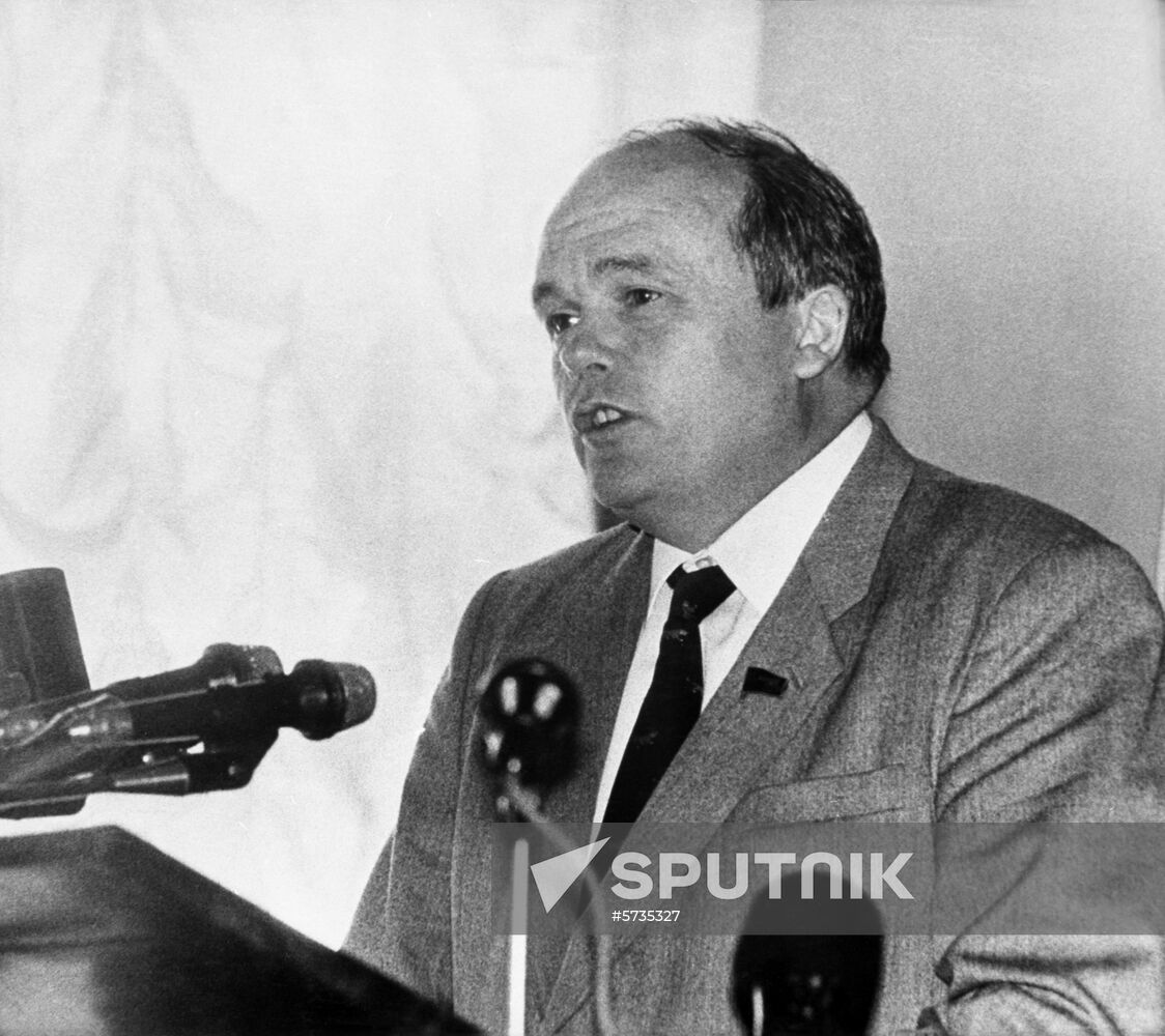 Academy member Yevgeny Velikhov