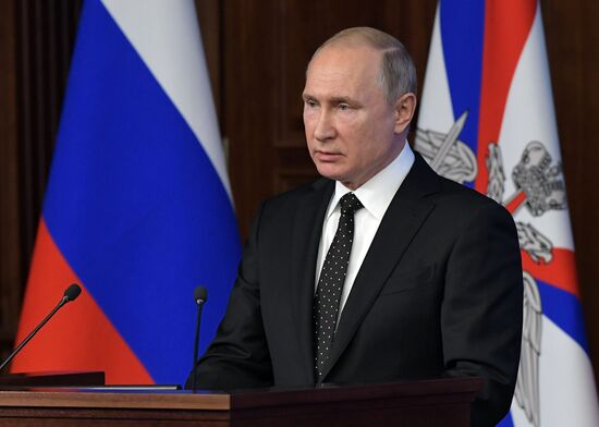 President Putin attends expanded meeting of Defense Ministry Board