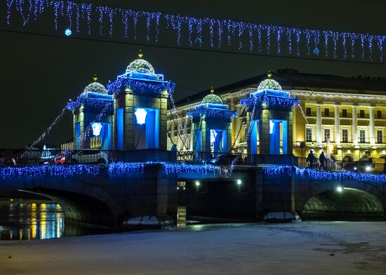 Russia New Year Preparations