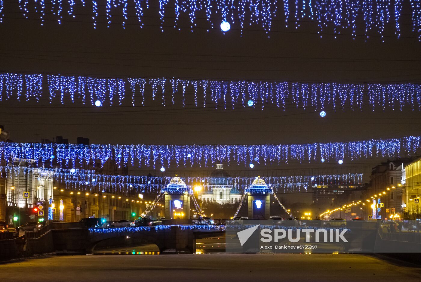 Russia New Year Preparations