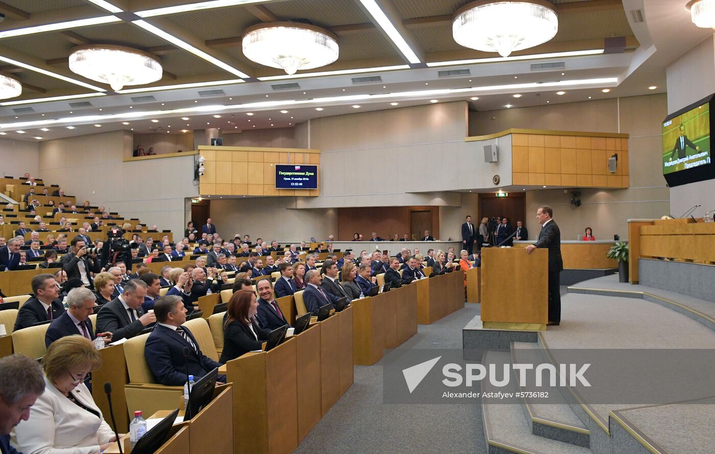 Prime Minister Dmitry Medvedev attends last plenary meeting of State Duma fall session