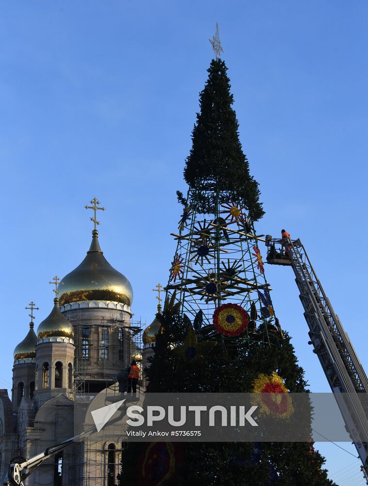 Russia New Year Preparations