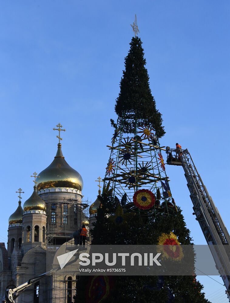 Russia New Year Preparations