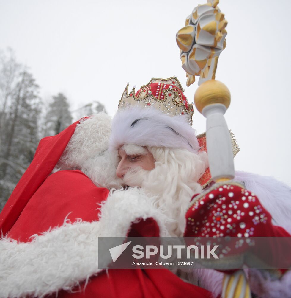 Russia New Year Preparations