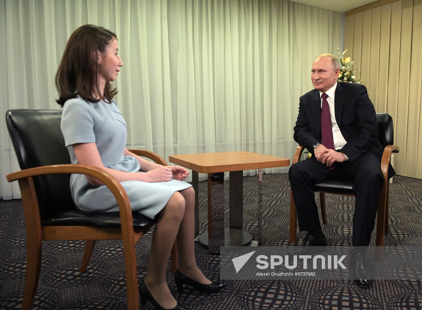 President Vladimir Putin gives interview to Regina Parpiyeva following his news conference