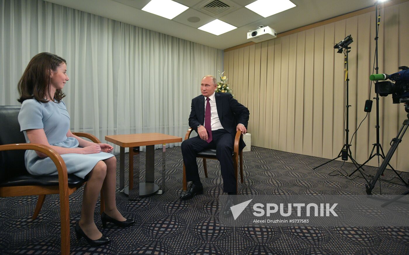 President Vladimir Putin gives interview to Regina Parpiyeva following his news conference