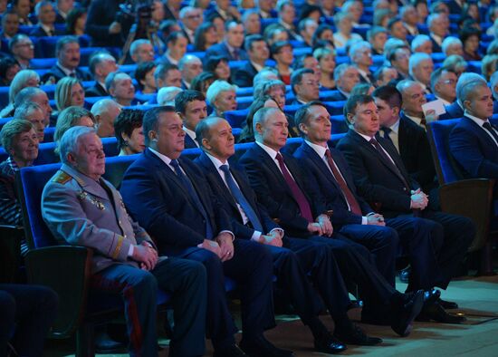 President Putin attends gala evening to mark Security Agency Workers’ Day