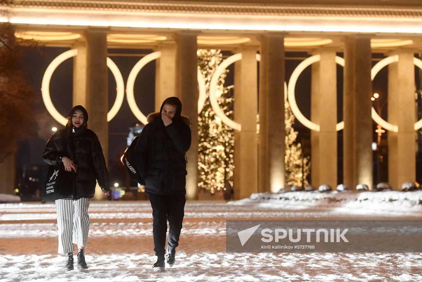 Russia New Year Preparations