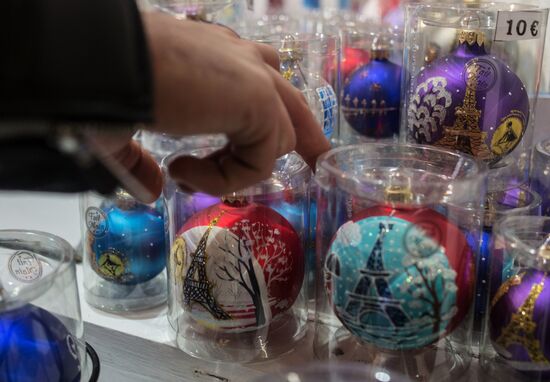 France Christmas Preparations