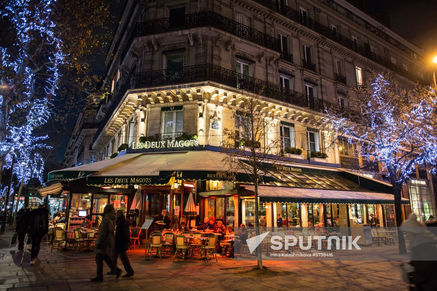 France Christmas Preparations