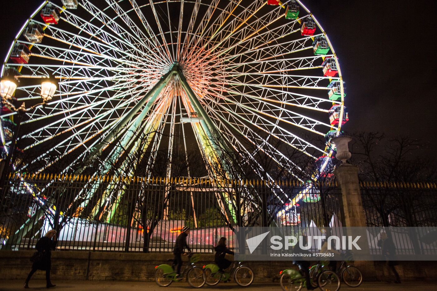 France Christmas Preparations