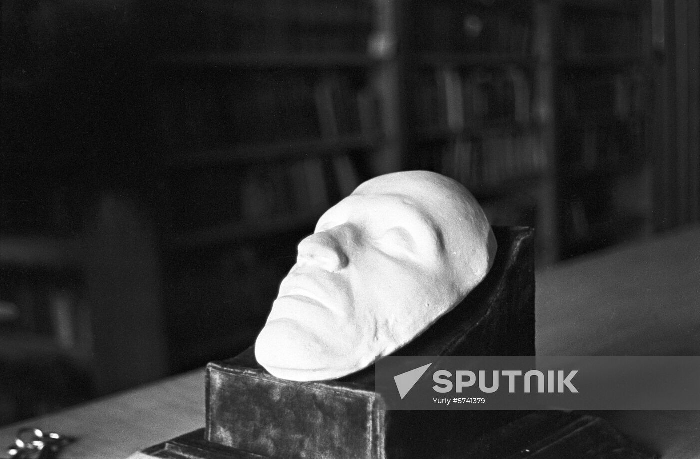 Death mask of Alexander Pushkin