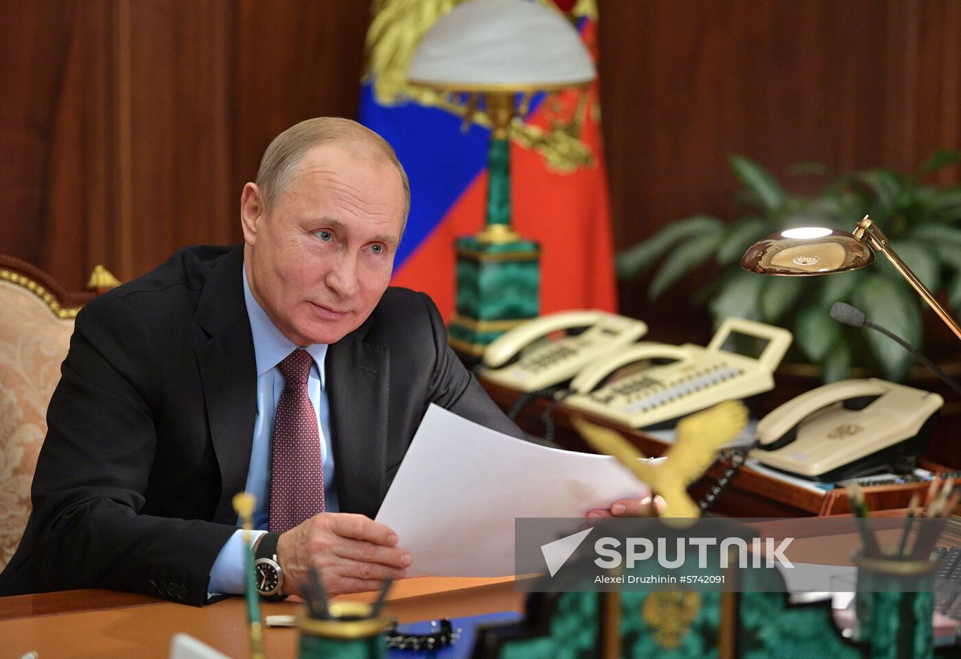 President Putin speaks by phone with Dream with Me project participant Arslan Kaipkulov