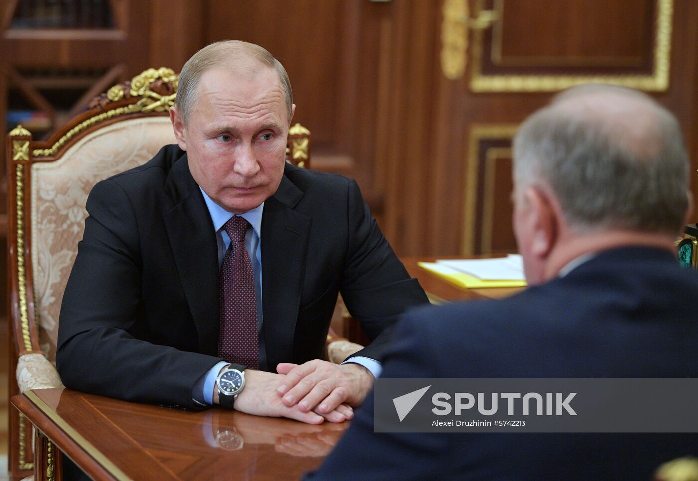 President Putin meets with leaders of State Duma party factions