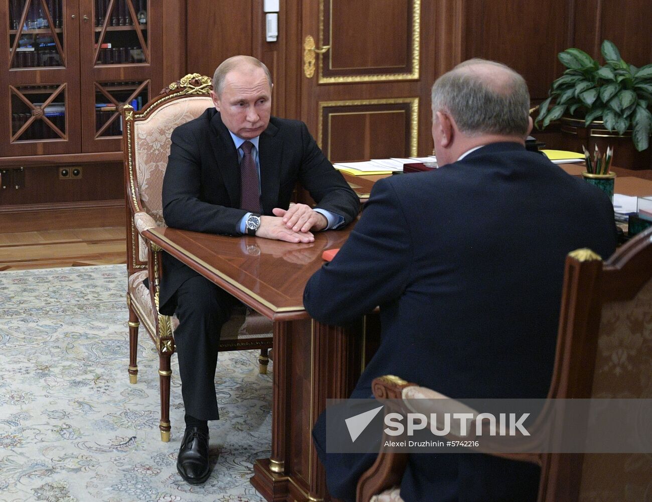President Putin meets with leaders of State Duma party factions