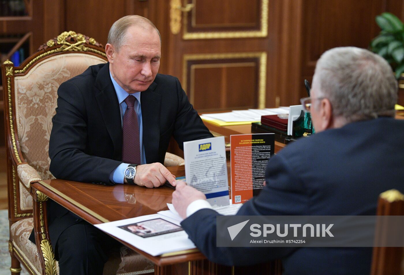 President Putin meets with leaders of State Duma party factions